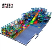 Barnvärld inomhus lekplats